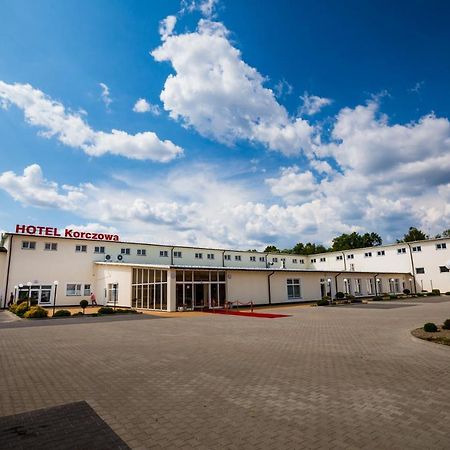 Hotel Korczowa Mlyny  Exteriör bild